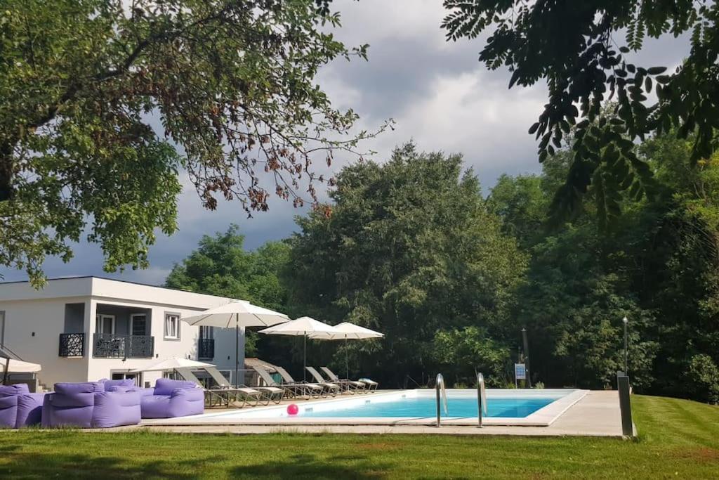 Luxury Villa Cetiri Hrasta Pican Екстер'єр фото