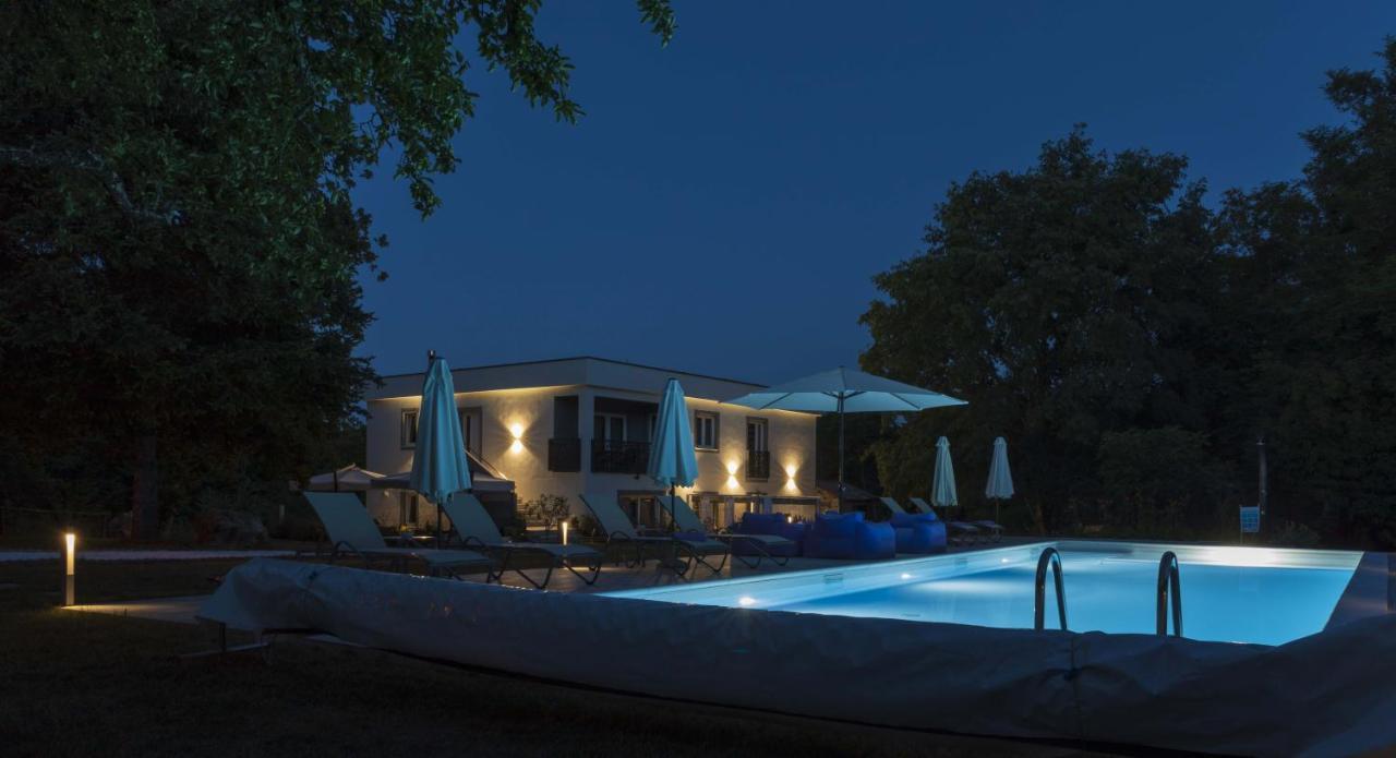 Luxury Villa Cetiri Hrasta Pican Екстер'єр фото